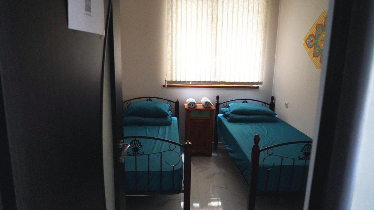 Areva Hostel On Pushkin St. Yerevan Bagian luar foto