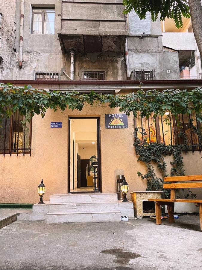 Areva Hostel On Pushkin St. Yerevan Bagian luar foto