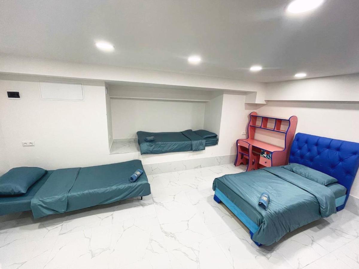 Areva Hostel On Pushkin St. Yerevan Bagian luar foto
